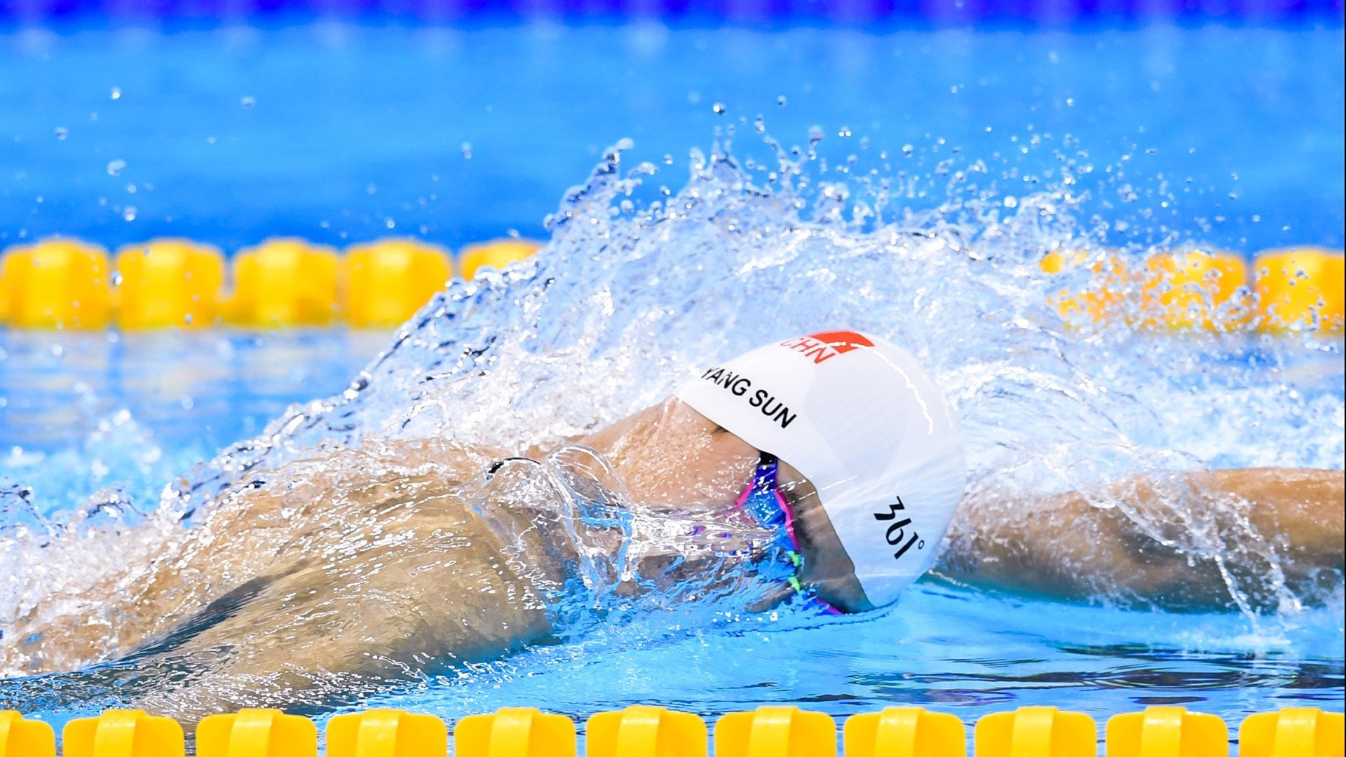 阿拉伯联合酋长国在西亚锦标赛中脱颖而出，成绩显著，阿拉伯联合酋长国位于西亚吗